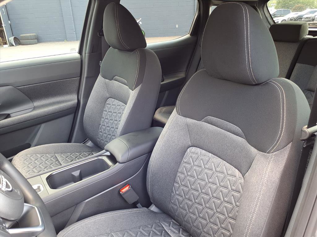 New 2026 Nissan Kicks SV image 15