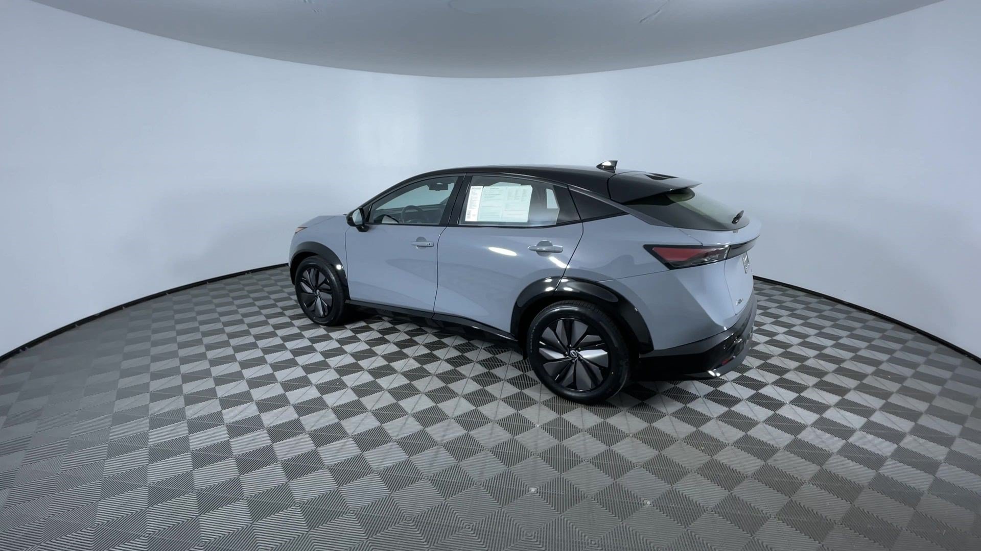 Certified 2024 Nissan Ariya AWD image 6