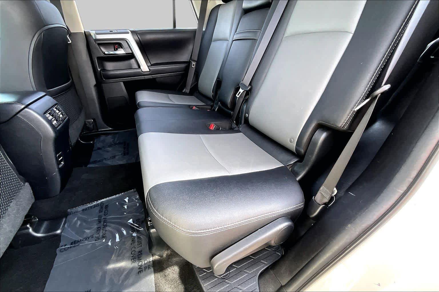 Used 2018 Toyota 4Runner SR5 Premium w/ Wilderness Package AWD/4WD image 20