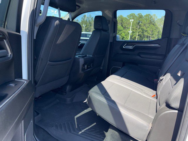 Used 2023 Chevrolet Silverado 1500 LT AWD/4WD image 13