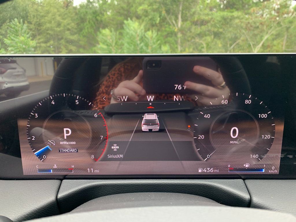 New 2026 Nissan Armada SL w/ Captain's Chari Seat Package image 11