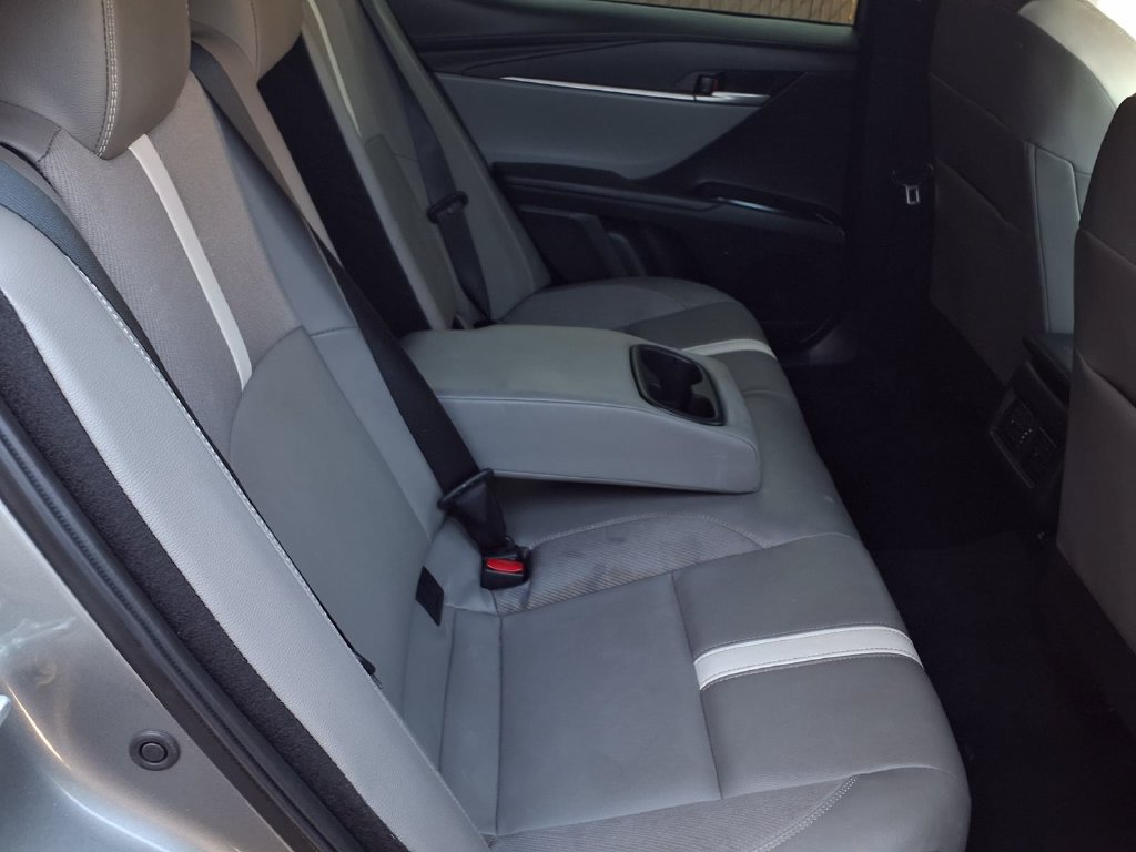 Certified 2025 Toyota Camry SE FWD image 33