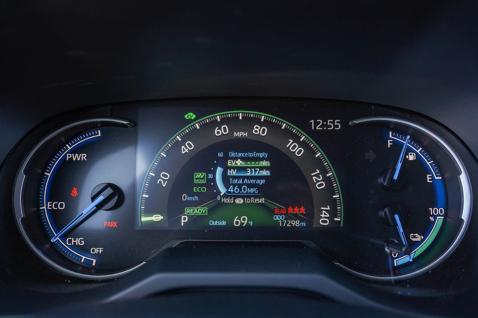 Certified 2025 Toyota RAV4 SE w/ Weather & Moonroof Package image 26