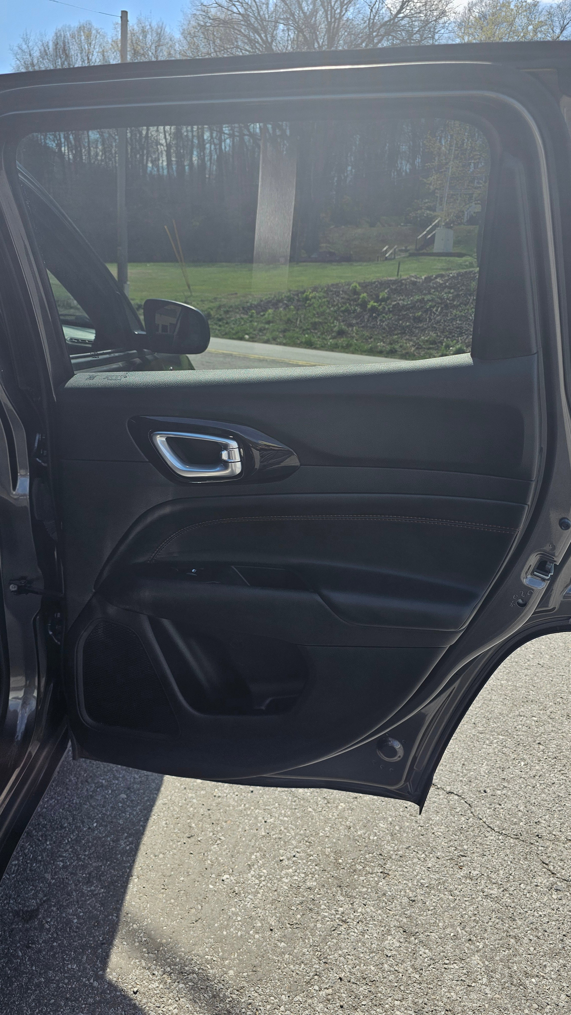 Used 2023 Jeep Compass Trailhawk AWD/4WD image 9