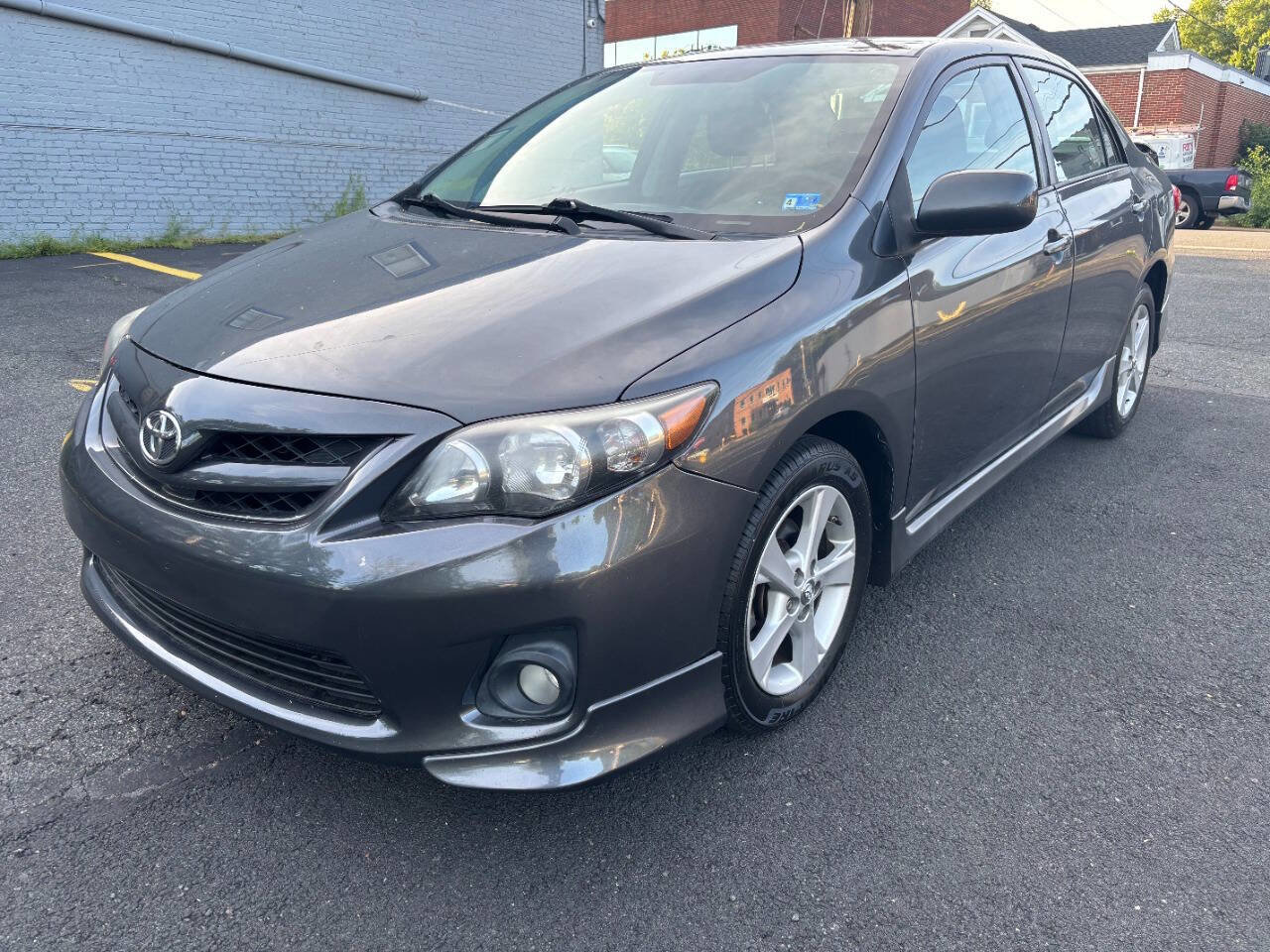 Used 2011 Toyota Corolla S FWD image 1