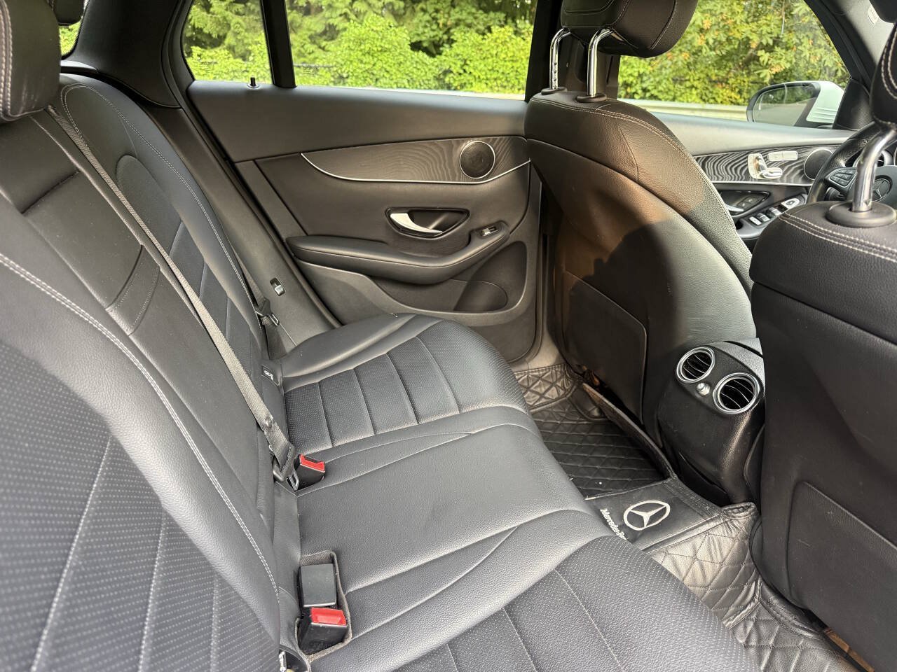 Used 2017 Mercedes-Benz GLC 300 4MATIC w/ Premium 1 Package image 14