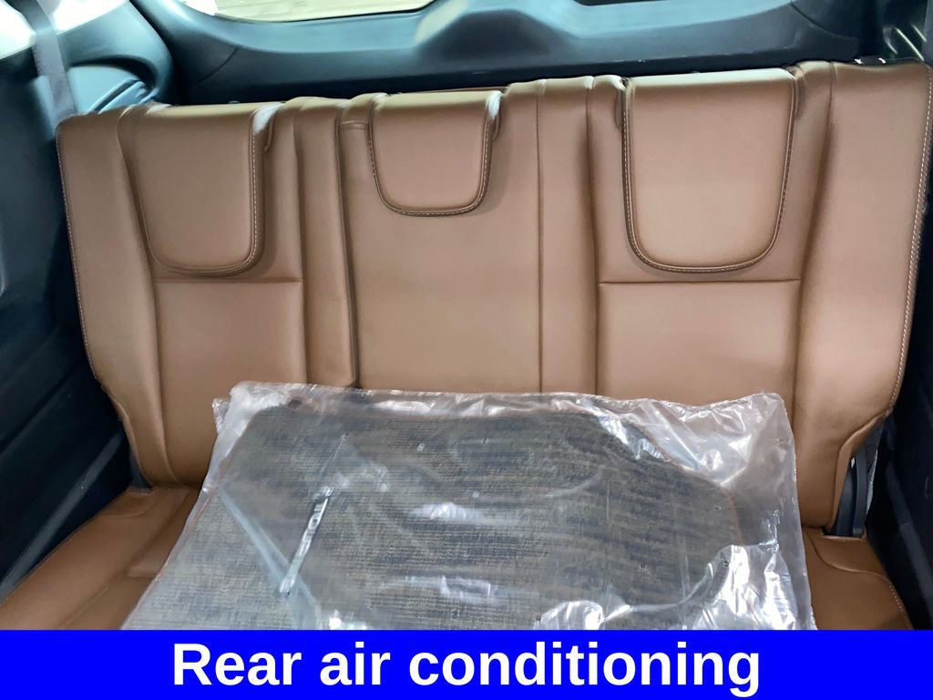 Certified 2025 Subaru Ascent Touring AWD/4WD image 19