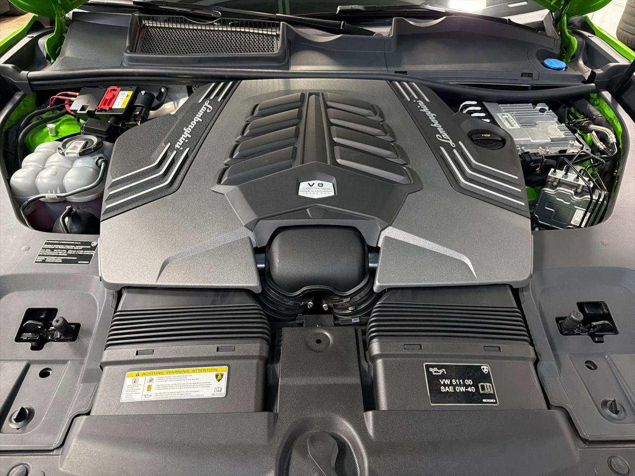 Used 2022 Lamborghini Urus AWD/4WD image 28