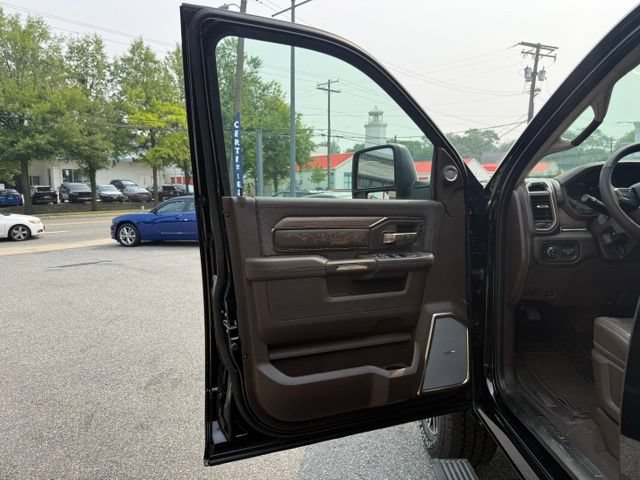 New 2026 RAM 2500 Limited AWD/4WD image 23