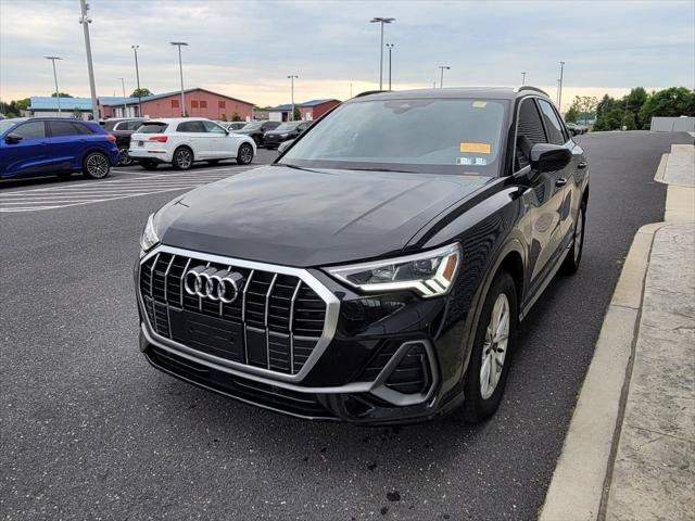 Certified 2023 Audi Q3 2.0T Premium w/ Convenience Package AWD/4WD image 11