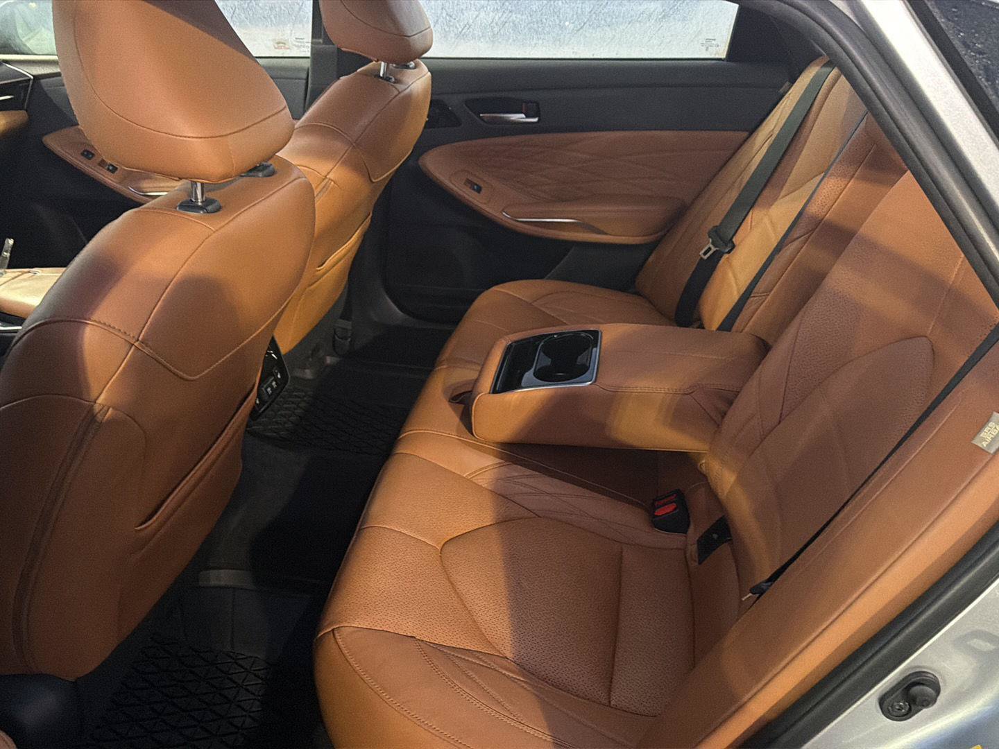 Used 2019 Toyota Avalon Limited w/ Advanced Safety Package FWD image 11