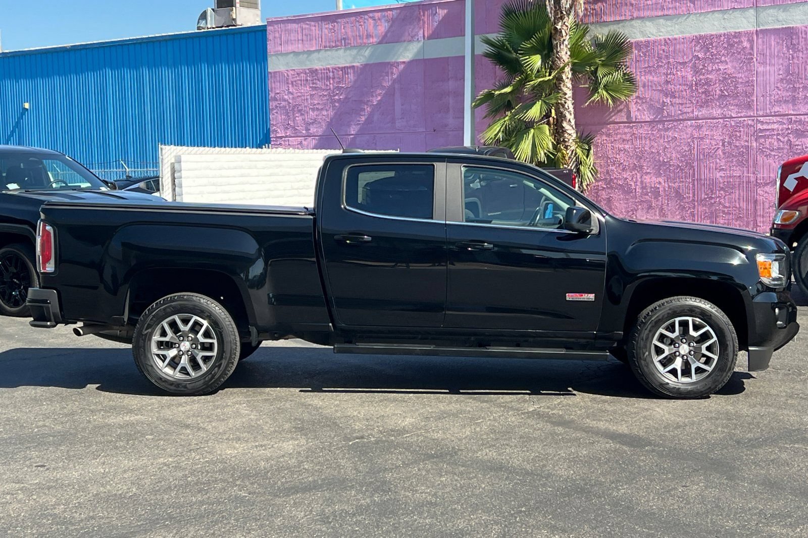 Used 2019 GMC Canyon All Terrain w/ Trailering Package AWD/4WD image 3