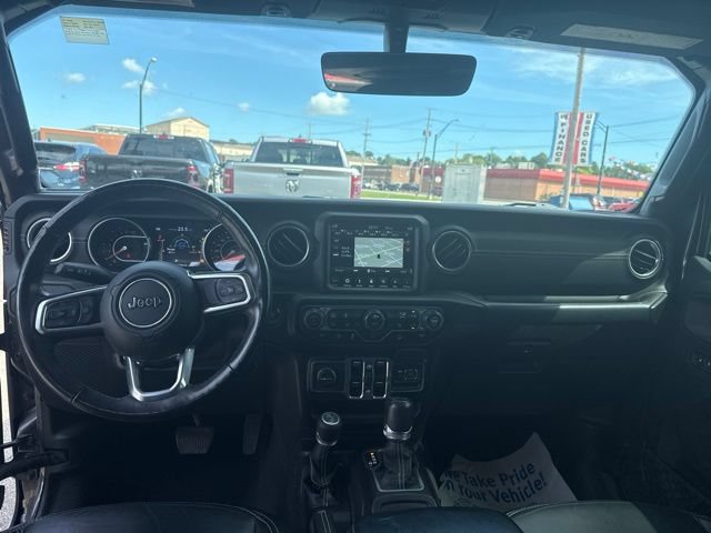 Used 2018 Jeep Wrangler Unlimited Sahara AWD/4WD image 16