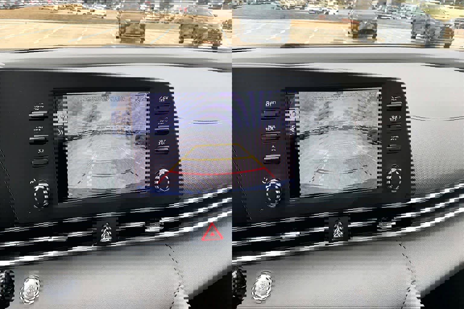 Certified 2025 Hyundai Elantra Sport image 25