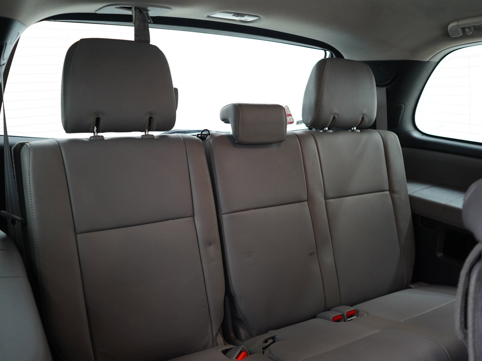 Used 2019 Toyota Sequoia SR5 image 13