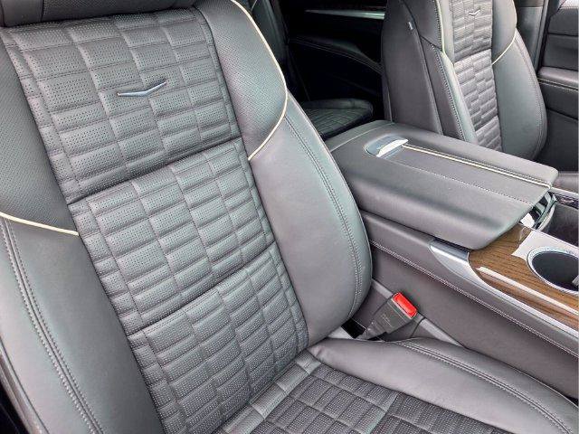 Certified 2025 Cadillac Escalade Sport Platinum w/ LPO, ONYX Package AWD/4WD image 22