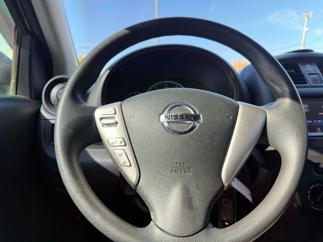 Used 2019 Nissan Versa S FWD image 17