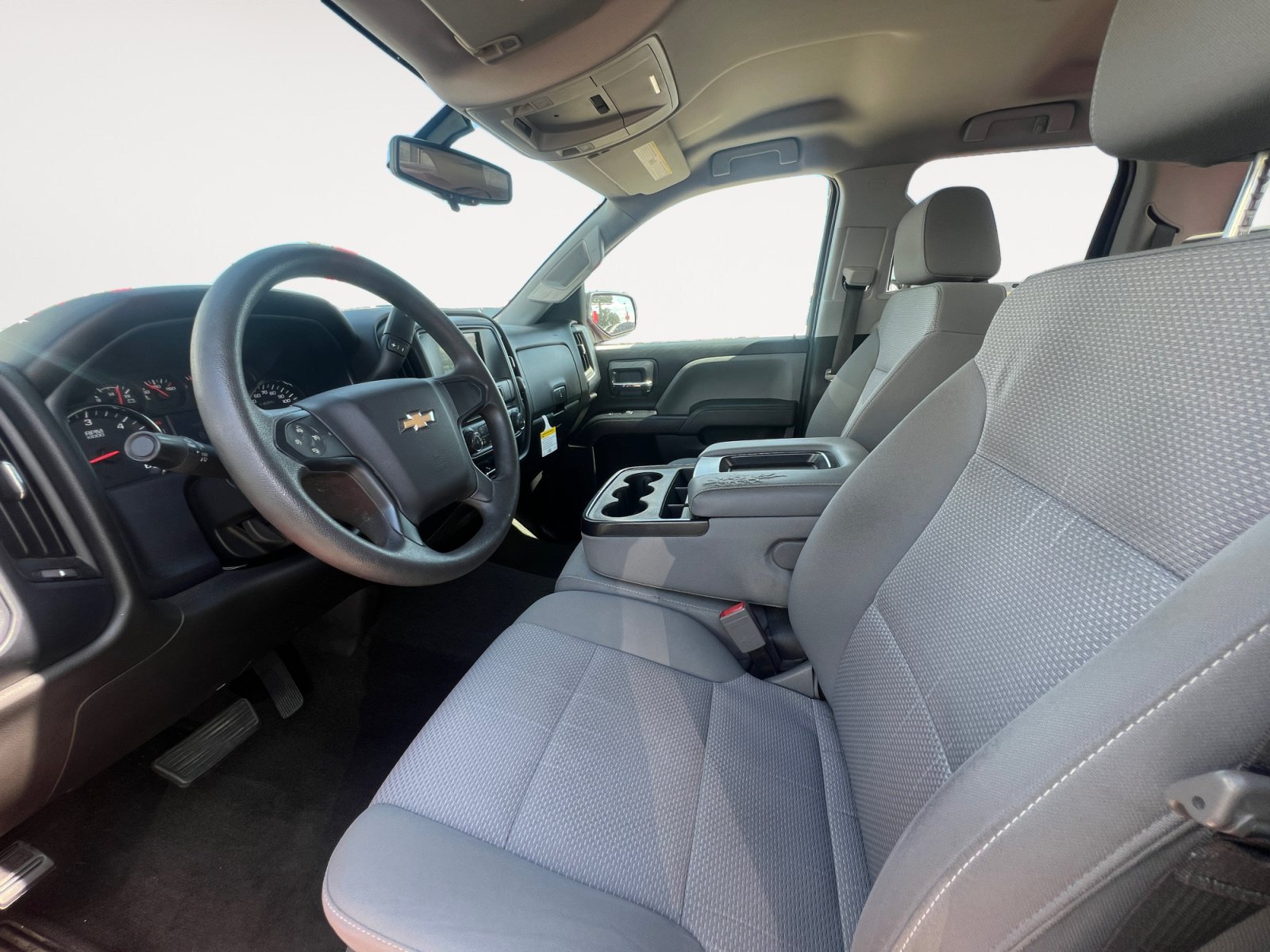 Used 2018 Chevrolet Silverado 1500 Custom w/ Custom Convenience Package RWD image 23