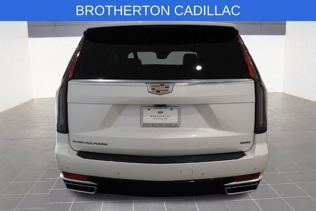 Used 2022 Cadillac Escalade Premium Luxury AWD/4WD image 4