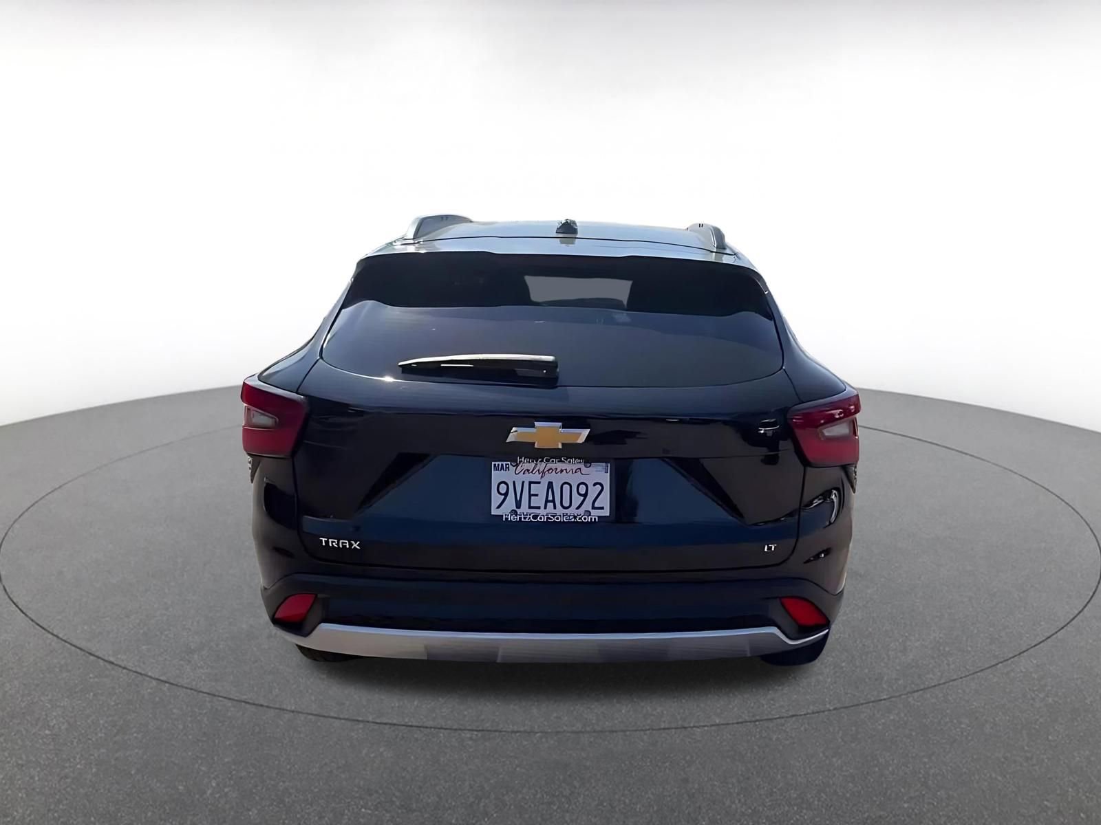 Used 2025 Chevrolet Trax LT image 12