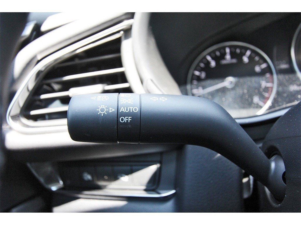 Used 2025 MAZDA CX-30 AWD 2.5 S w/ Preferred Package image 16