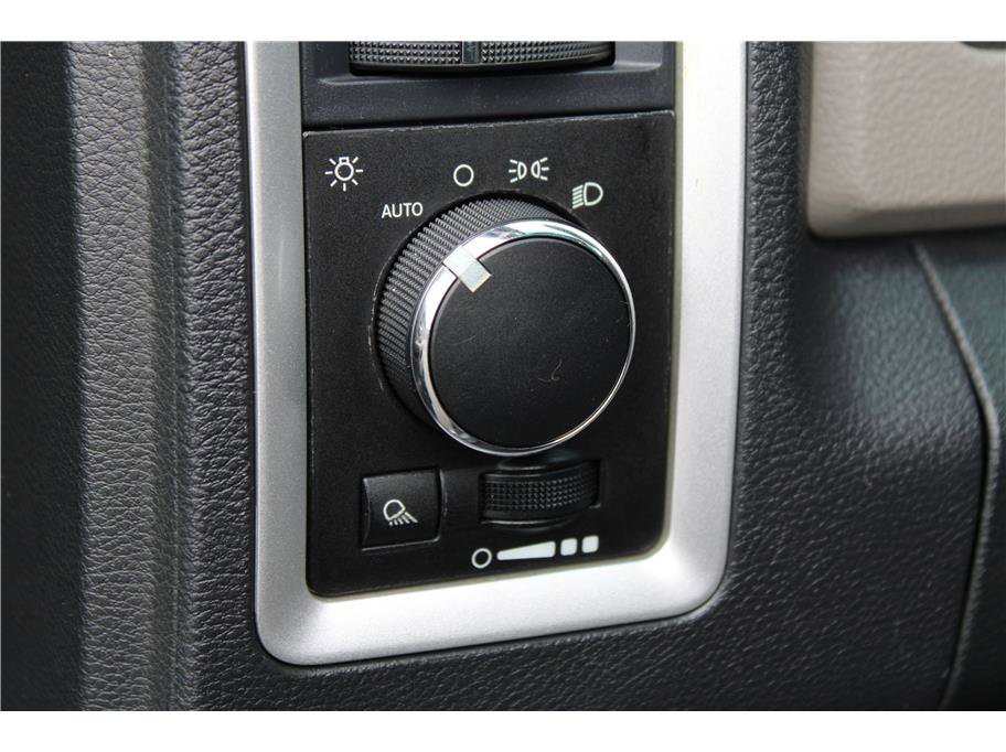 Used 2011 RAM 2500 SLT image 14