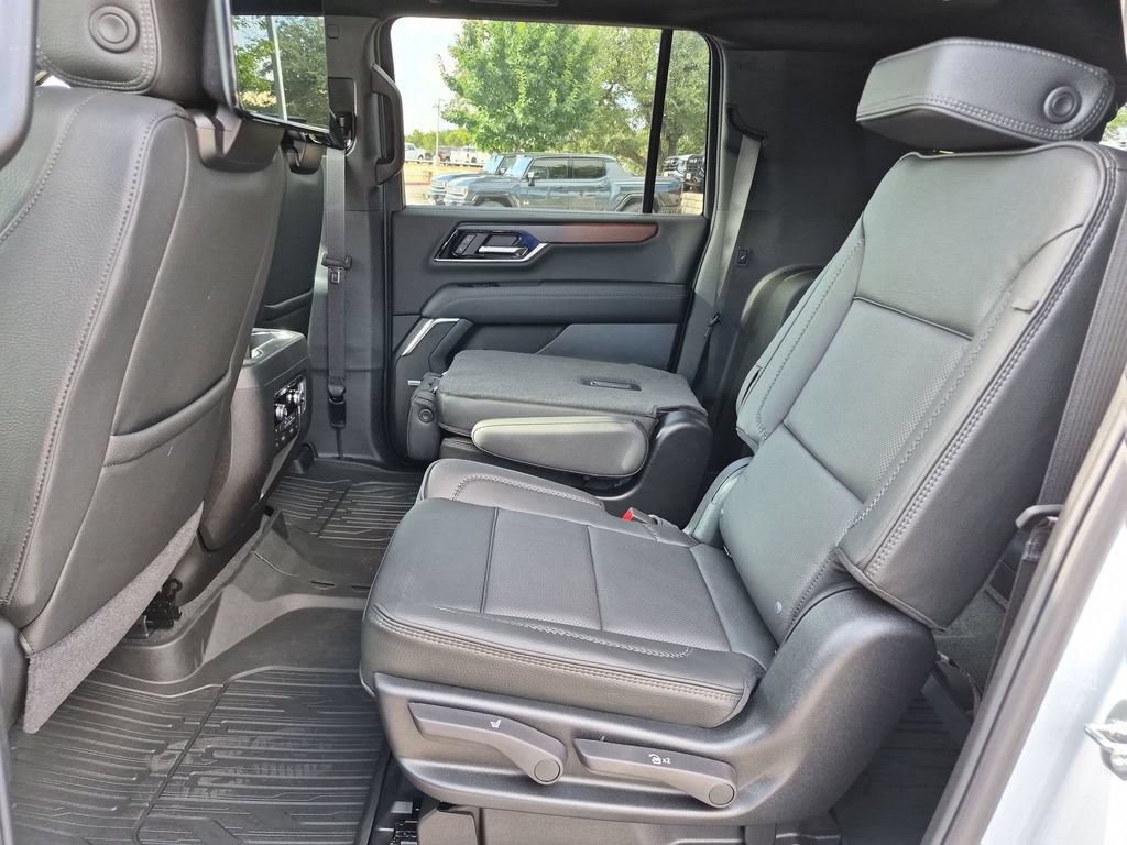 New 2026 GMC Yukon XL Denali w/ Denali Reserve Package AWD/4WD image 41
