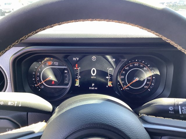 Used 2024 Jeep Wrangler Sport S image 13