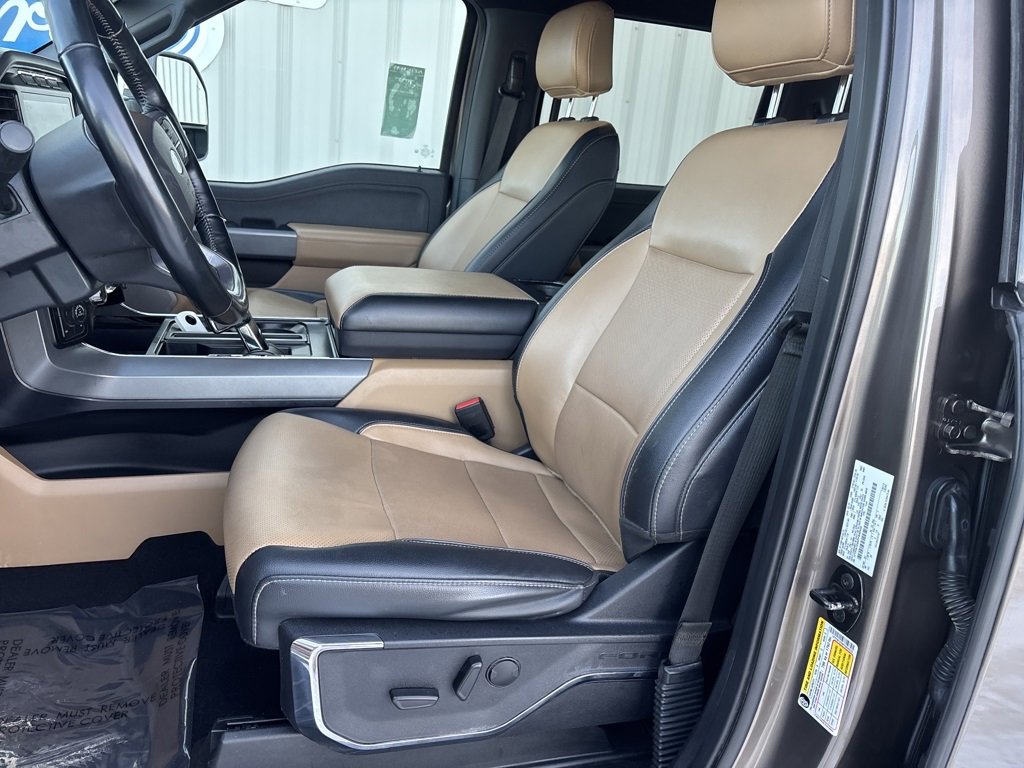 Used 2023 Ford F150 Lariat w/ Max Trailer Tow Package image 15