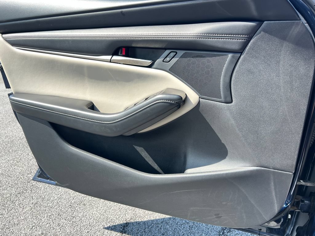 Used 2023 MAZDA MAZDA3 s FWD image 16