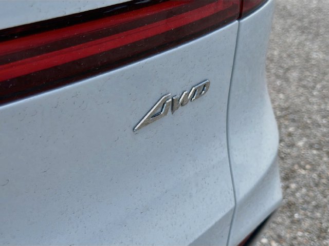 Used 2026 Genesis GV70 2.5T Advanced w/ G1 Accessory Package AWD/4WD image 11