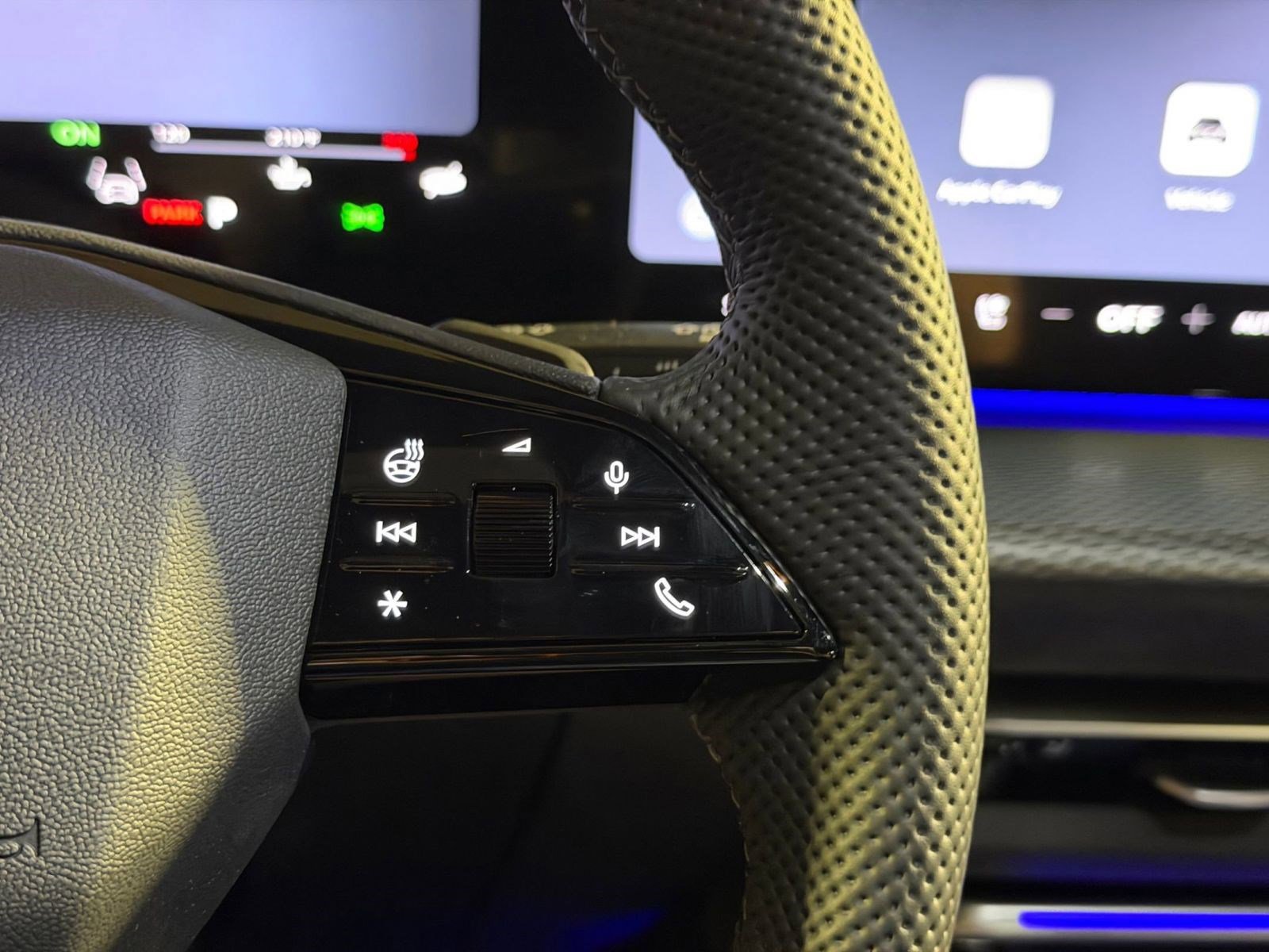 New 2026 Audi SQ5 Premium Plus AWD/4WD image 28