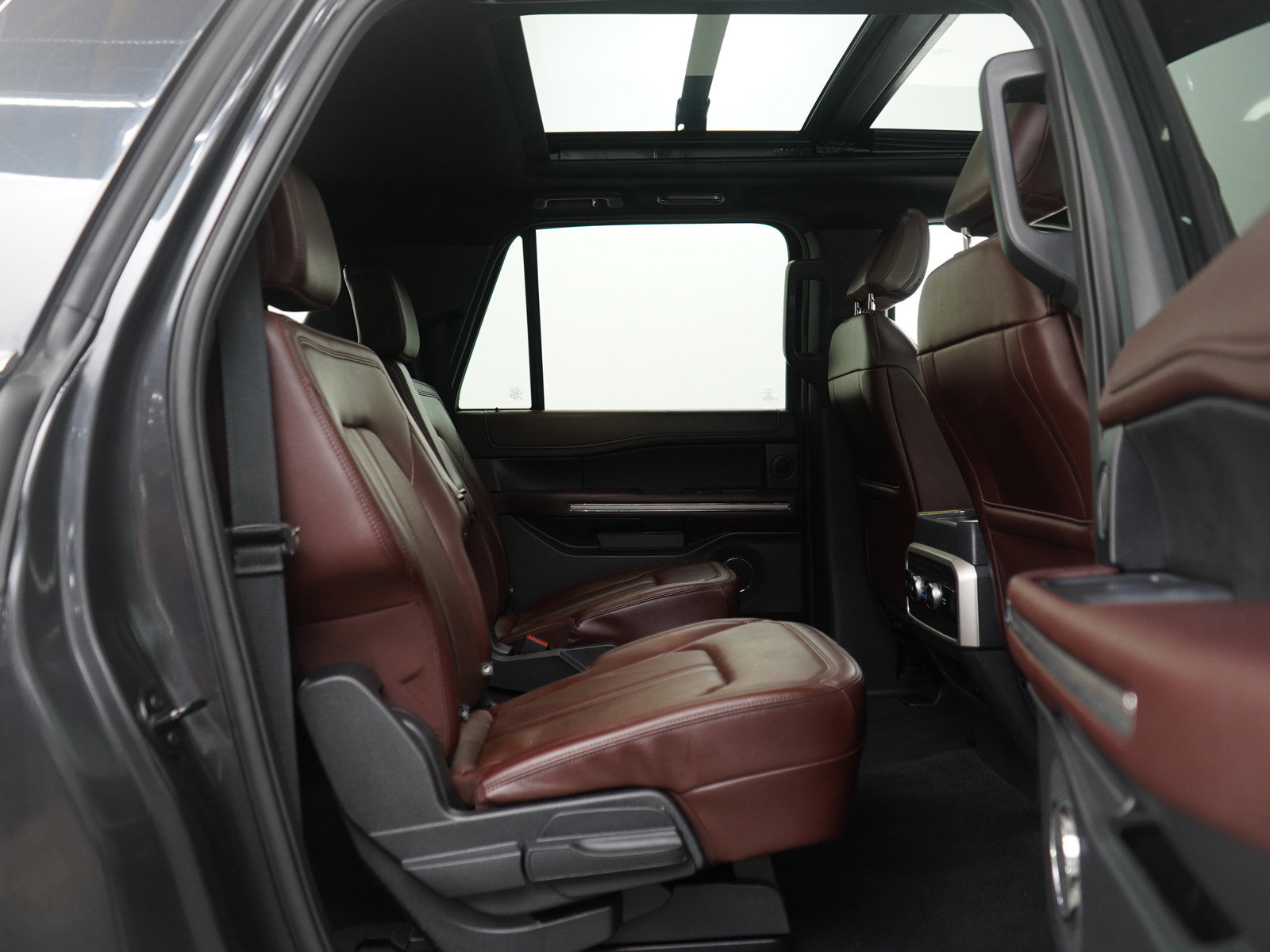 Used 2023 Ford Expedition Max Limited image 13