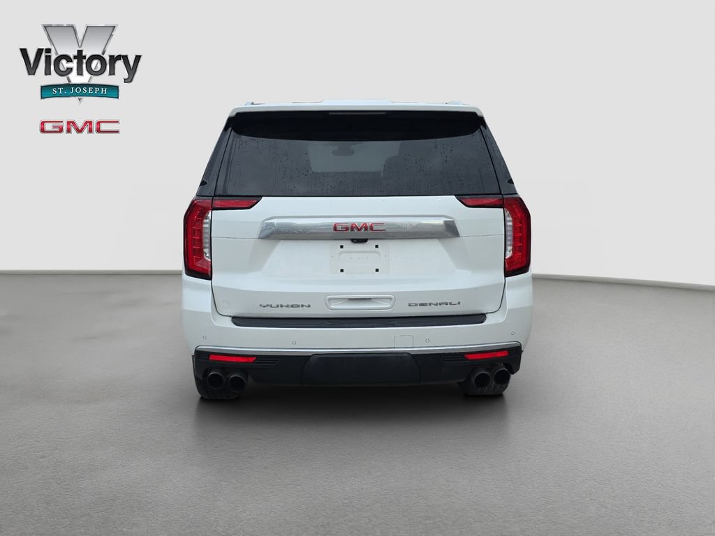 Used 2021 GMC Yukon Denali w/ Denali Premium Package AWD/4WD image 16