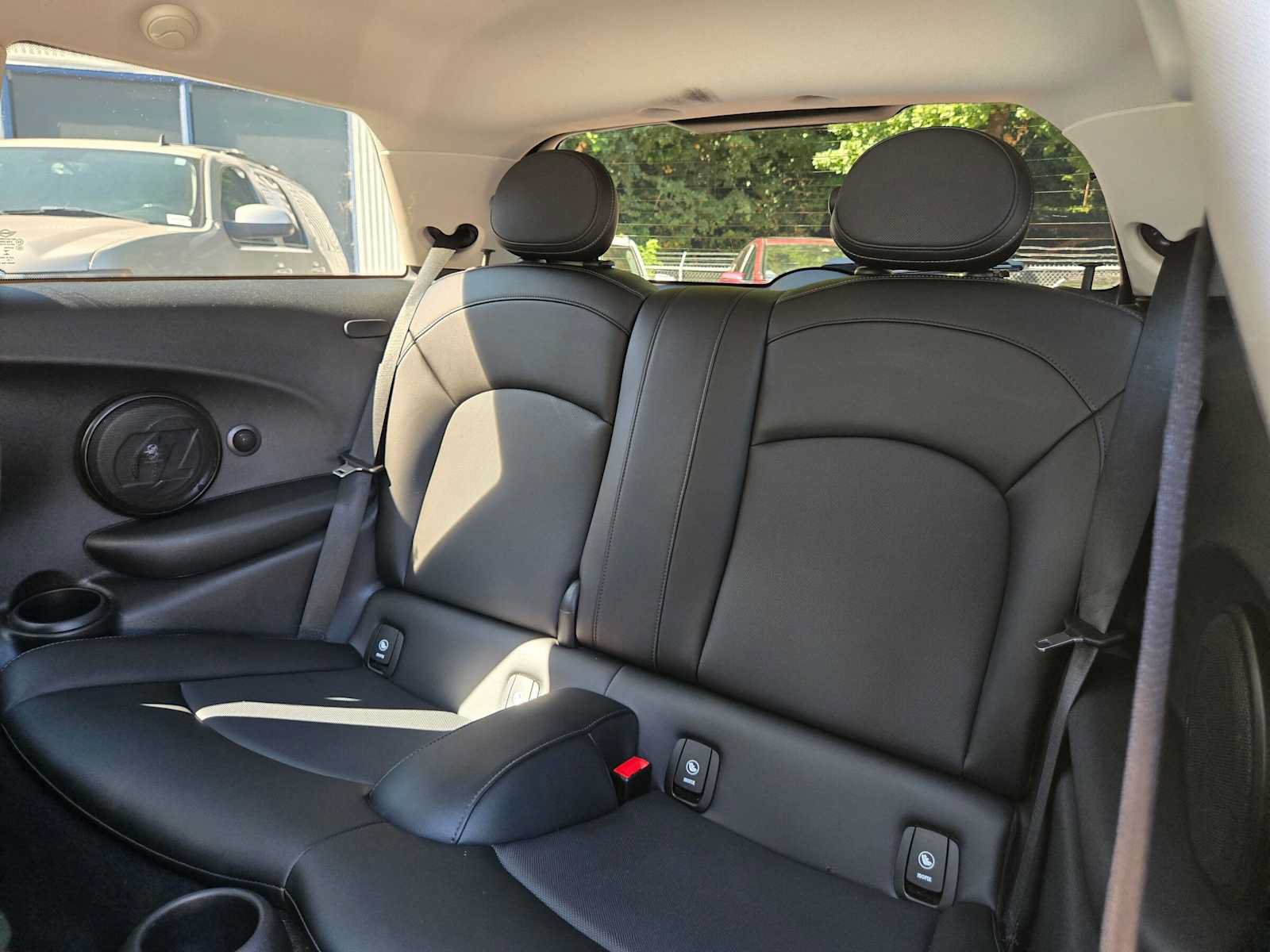Used 2019 MINI Cooper S FWD image 15