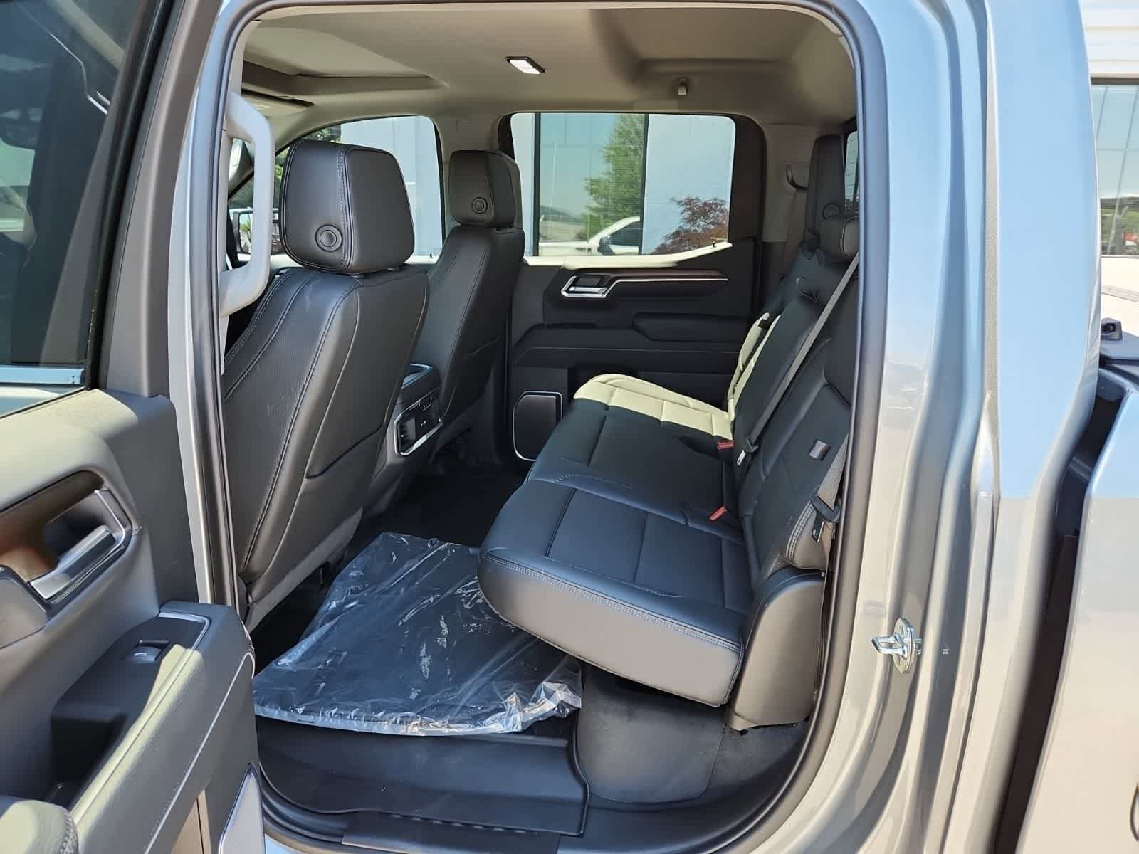 Used 2026 GMC Sierra 1500 Denali w/ Denali Reserve Package AWD/4WD image 27