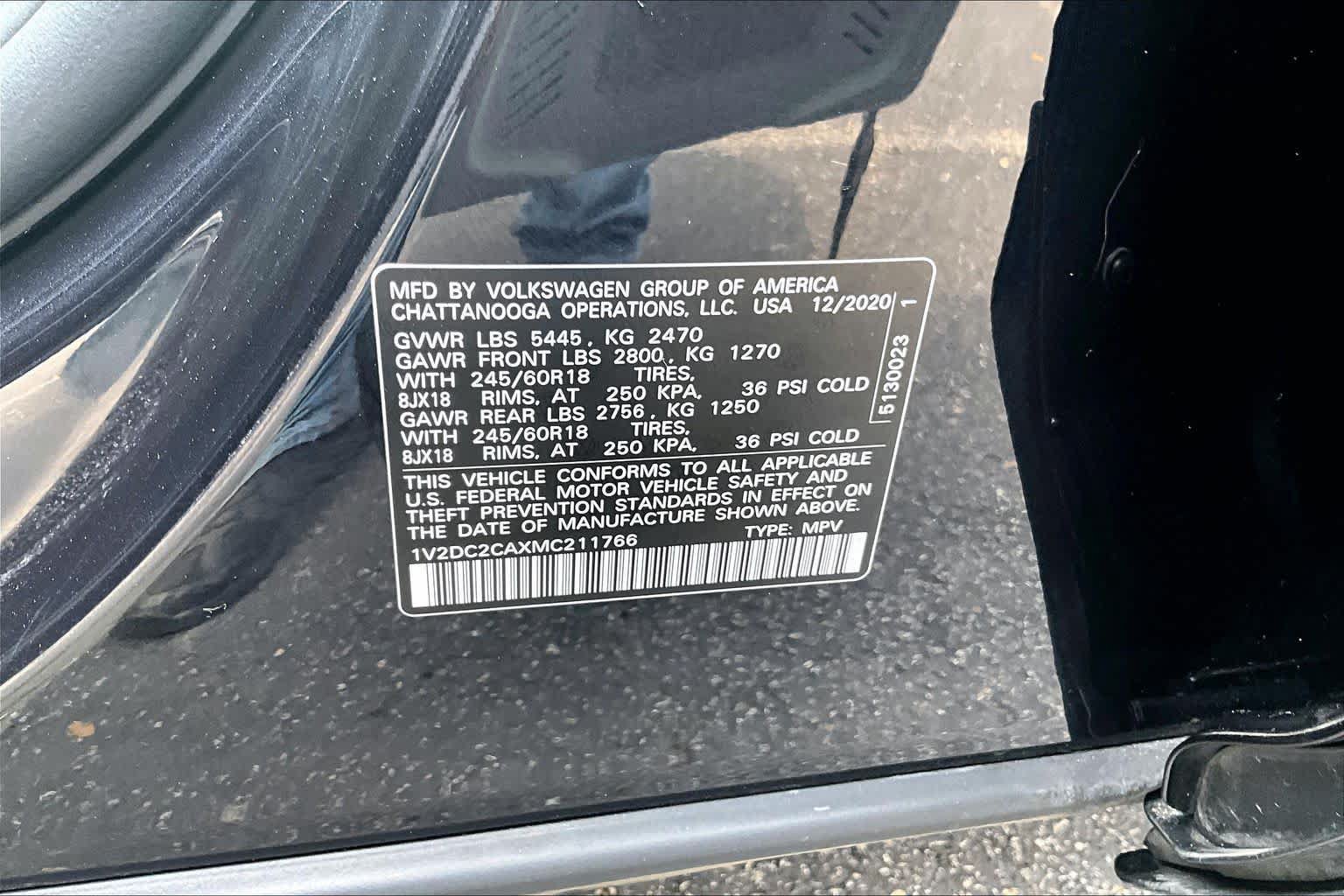 Used 2021 Volkswagen Atlas Cross Sport SE FWD image 34