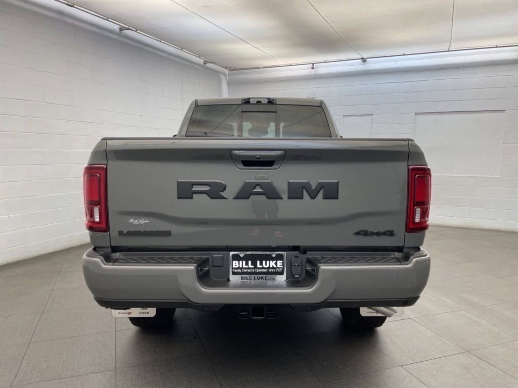 New 2026 RAM 2500 Laramie AWD/4WD image 4