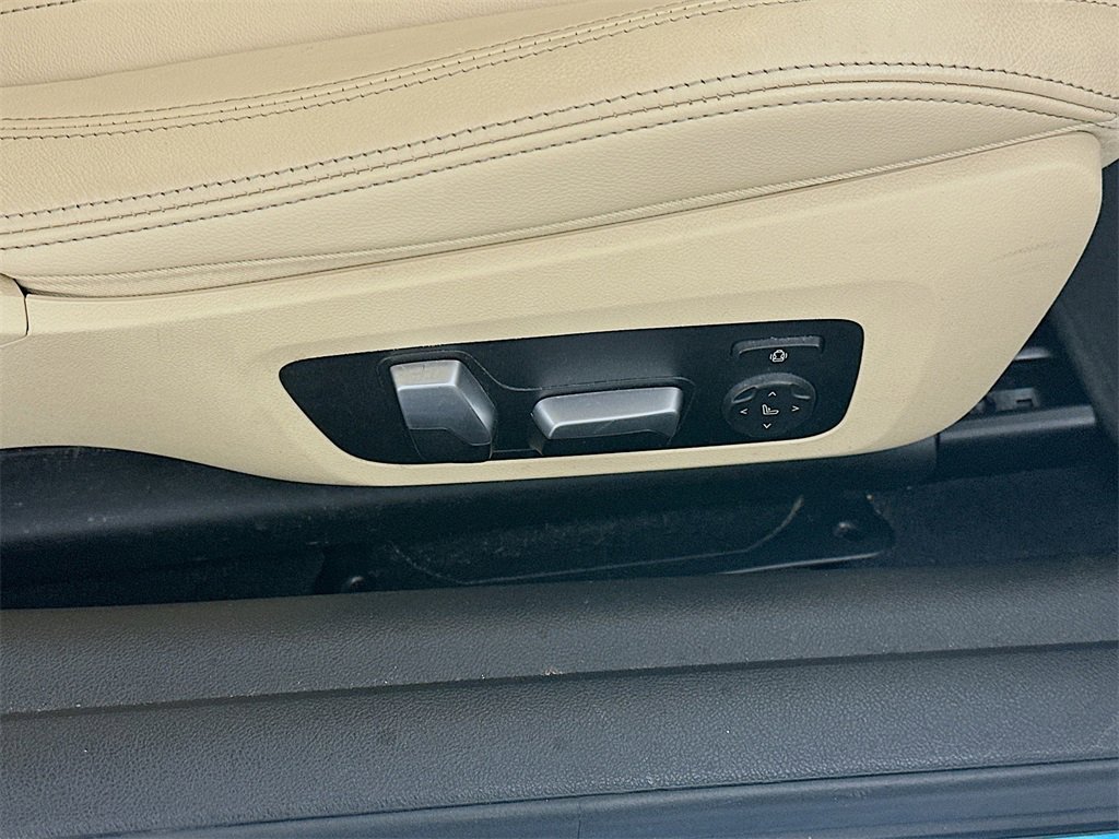 Used 2021 BMW 430i Coupe w/ Premium Package image 23