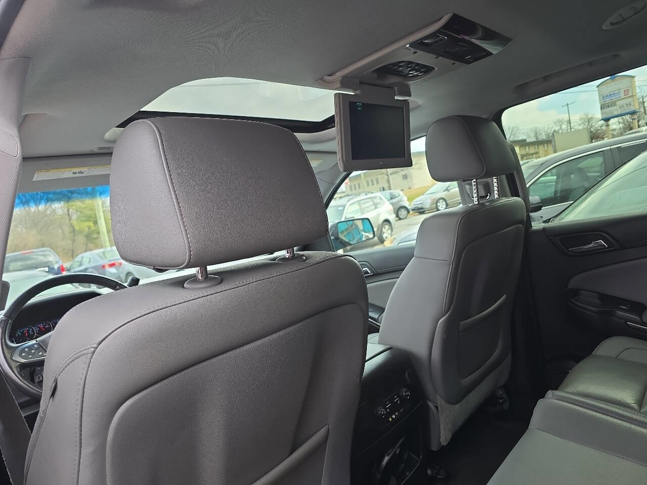 Used 2015 Chevrolet Tahoe LT image 25