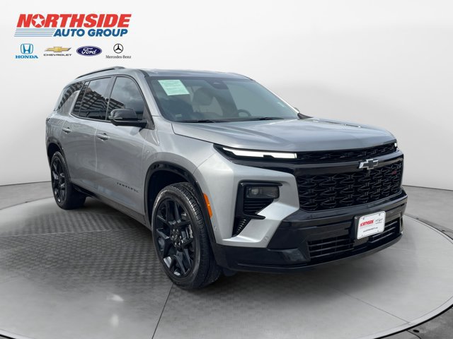 Used 2025 Chevrolet Traverse RS
