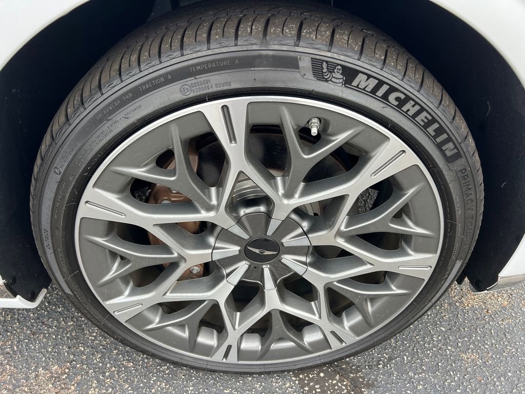 New 2024 Genesis G90 3.5T image 12