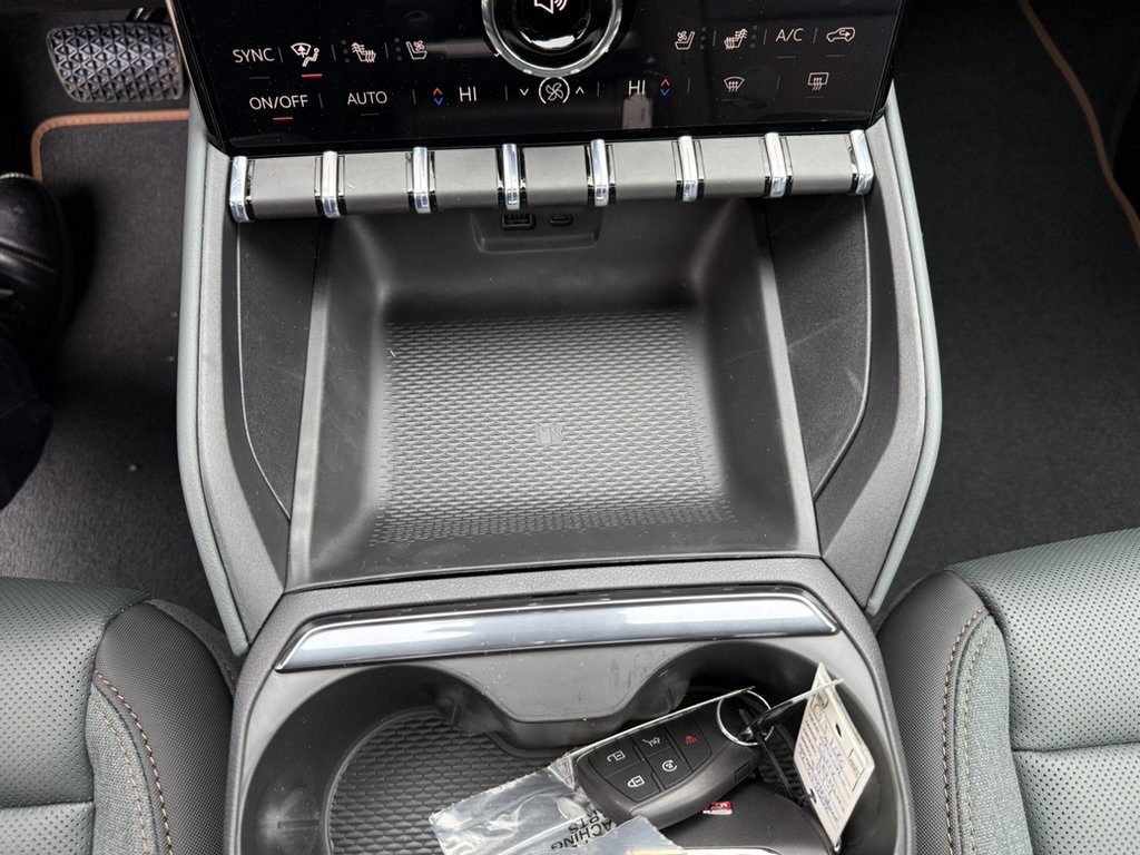 New 2026 GMC Terrain AT4 w/ Convenience Package III AWD/4WD image 16