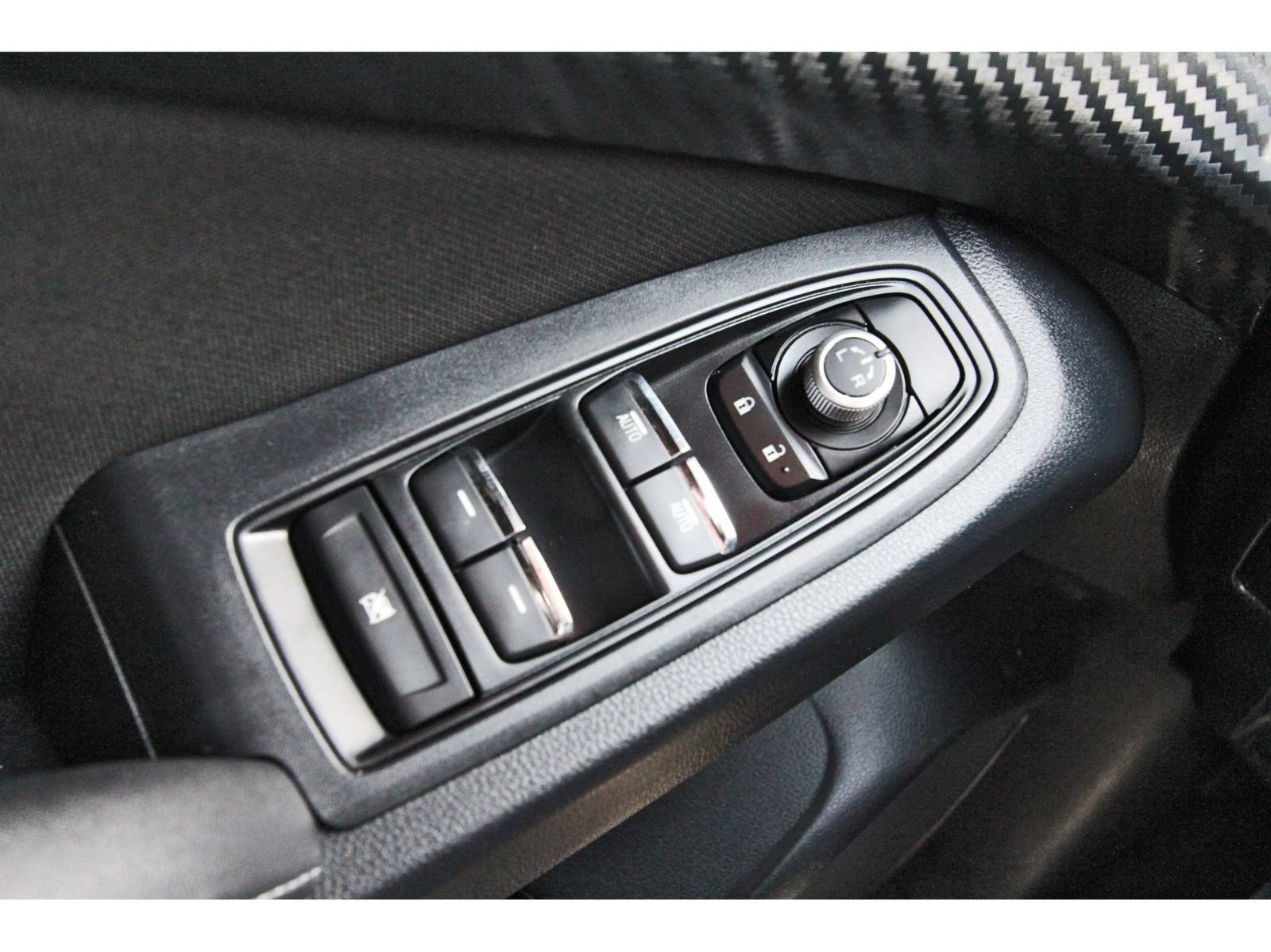 Used 2023 Subaru Ascent Premium w/ Convenience Package AWD/4WD image 19