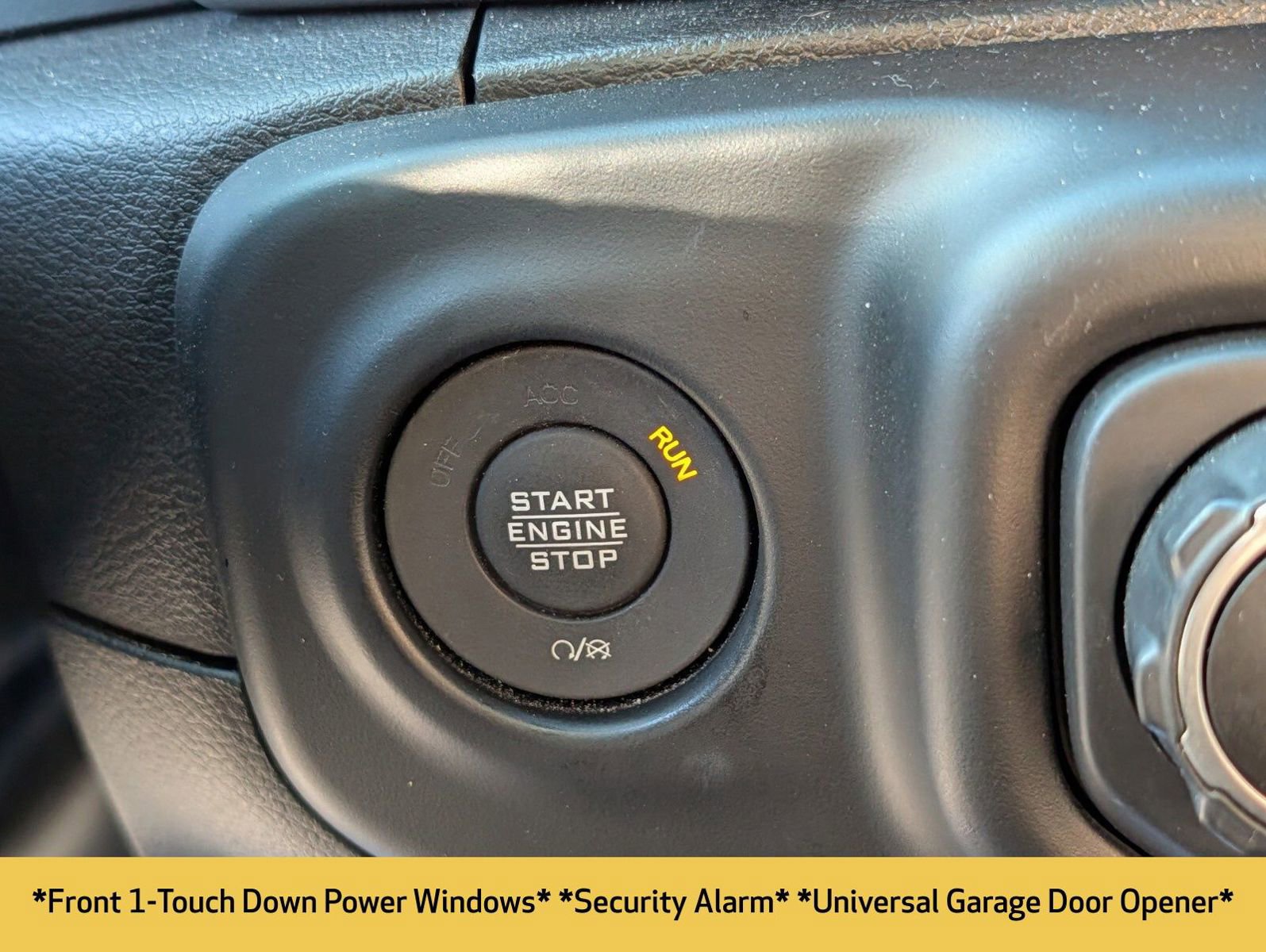 Used 2023 Jeep Wrangler Sport S image 11