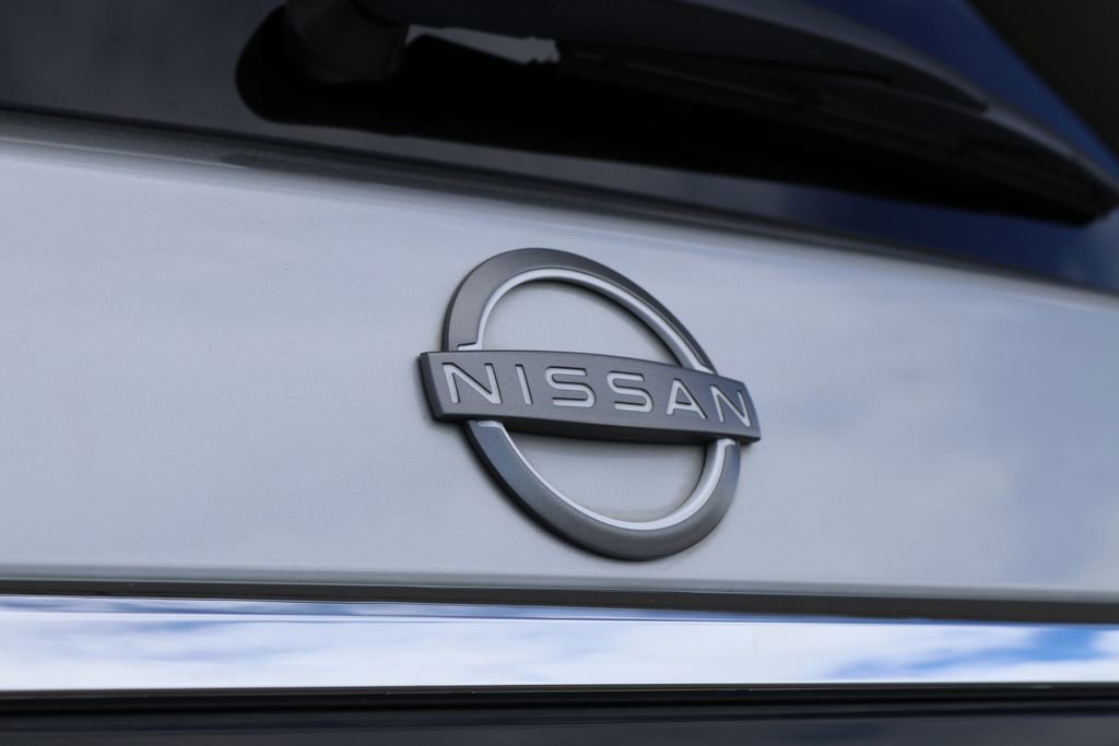 Used 2024 Nissan Armada SL image 29