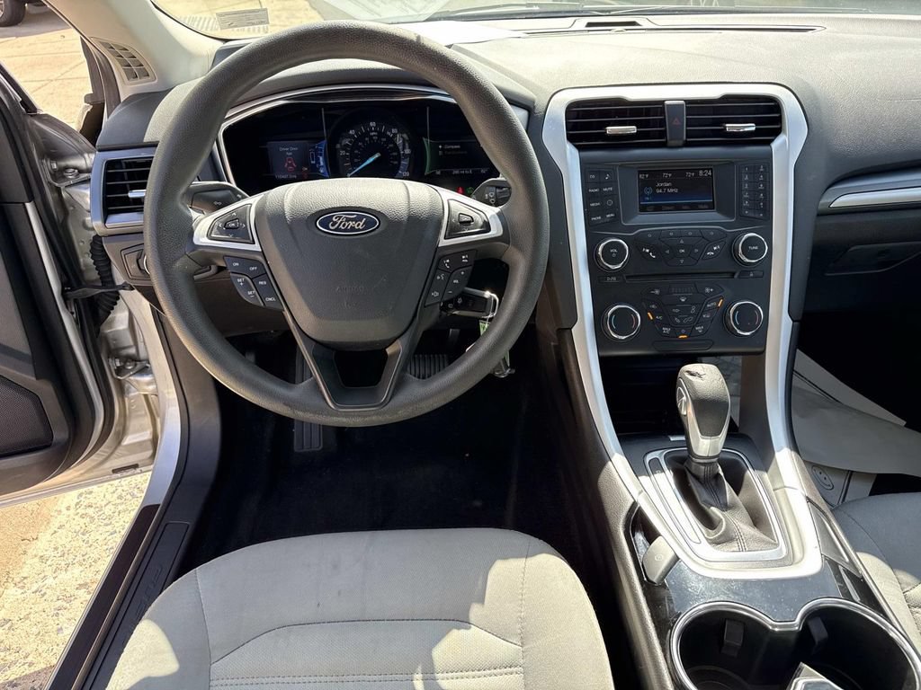 Used 2015 Ford Fusion S FWD image 8