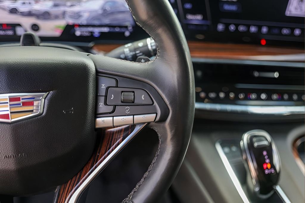 Certified 2023 Cadillac Escalade Premium Luxury image 13