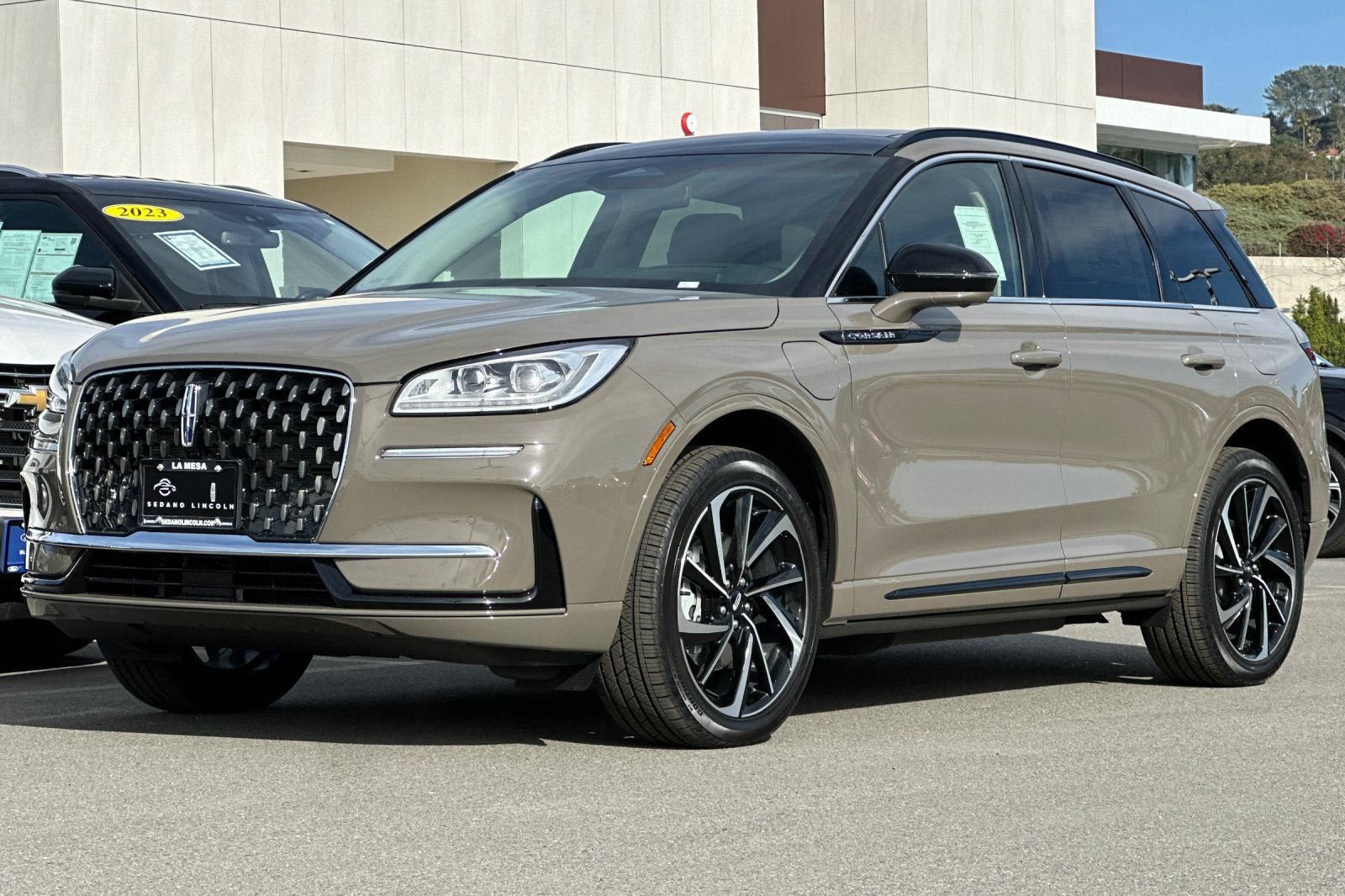New 2025 Lincoln Corsair Grand Touring w/ Equipment Group 302A AWD/4WD image 7