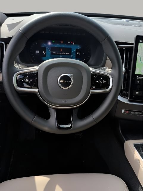 Certified 2025 Volvo XC90 B5 Plus AWD/4WD image 16